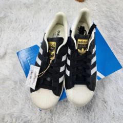 スケートボーディング スーパースターADV GW6931/KI5732 - メルカリ