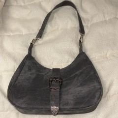 Avandress チェーンショルダーバッグ 即購入⭕ - メルカリ