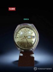 ガ*オ様 ENICAR エニカ 18K 750 ゴールド 時計 アンティーク 1 - メルカリ