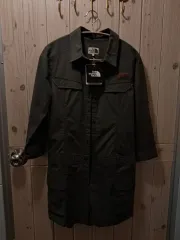 THE NORTH FACE ザノースフェイス 正規品 レディース 85 ストレッチ 状態良し ジャンプスーツ ハーフパンツのサムネイル