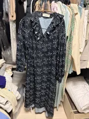 OIAUER 小花柄 ネイビONE PIECE