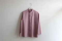 Lohen バンドカラーシャツ ブラウス ピンクベージュ Lohen バンドカラーシャツ ブラウス ピンクベージュ - メルカリ