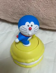 ドラえもんマカロンフィギュア SUGA・ユンギおもちゃ VENDING MACHINE Ver.