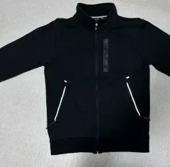 ニューバランス 数回着用のトップス ボトムス