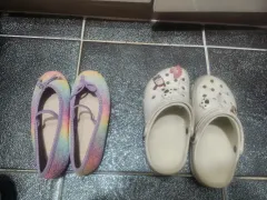 女の子靴 出品