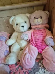 クマのぬいぐるみ