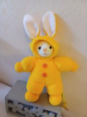 黄色いウサギのぬいぐるみと米 - メルカリ