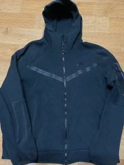 希少 NIKEテックフリース XS〜S キッズサイズ ブラック - メルカリ