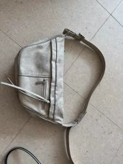 グレー レザー ショルダーバッグ ボディバッグ #カルドア - メルカリ