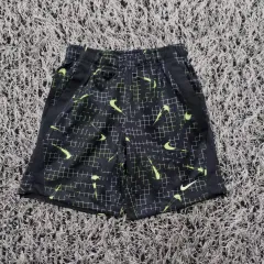 キッズ 4-5y NIKE トレーナー ハーフパンツ (状態良し) 061606