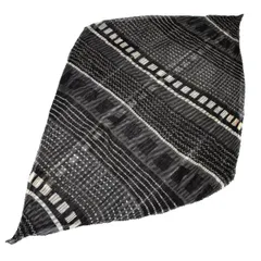 イッセイミヤケISSEY MIYAKE 幾何学プリントシアーひし形プリーツ大判ストール 黒チャコールのサムネイル