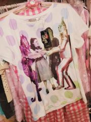 MOSCHINOペーパードール着せ替え人形イラストTシャツy2k00sバービー