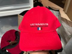 正規】VETEMENTS ヴェトモン x UMBRO アンブロ ロゴ キャップ - メルカリ