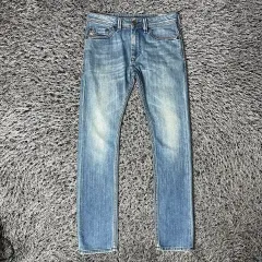 DIESEL ディーゼル THANAZ デニム パンツ