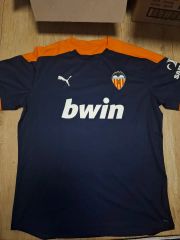 Valencia CF ロベルト・ソルダード ユニフォーム Valencia CF ロベルト・ソルダード ユニフォーム - メルカリ