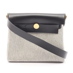 HERMES エルメス ニット ツイルレーヌ エクスリブリス 切替 タートルネック HERMES - HERMES エルメス ニット ツイルレーヌ エクスリブリス 切替