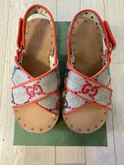 グッチ キッズ サンダルのサムネイル