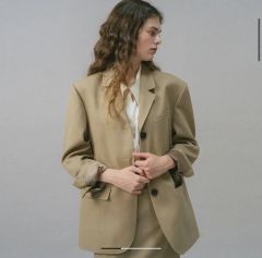 Apartby シアーWジャケットベージュ テーラードジャケット - メルカリ