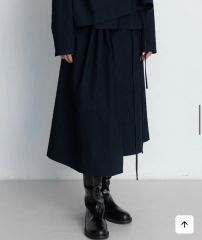 新品！roughlow romantic flare skirt ネイビー 2 - メルカリ