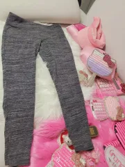 グレー レギンス