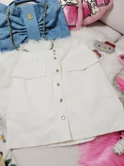 白 ボタン スカート