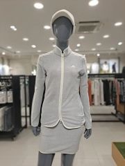 新品タグ付 ダンボールニット セットアップ 春秋 水色 もちもち ゴルフ