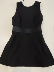 COS ブラック ベスト 32のサムネイル