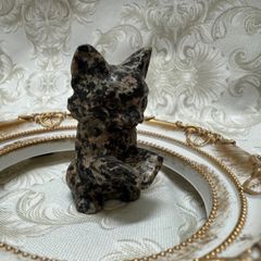 ケセラストーン ネコ 置物 猫 天然石 ケセラストーン猫 置物 - メルカリ
