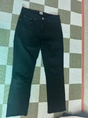 Toteme (トーテム) ストレート デニム パンツ (ブラック/27)のサムネイル