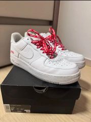 NIKE エアフォース1 シュプリーム ホワイト/レッド 上海限定モデル入手 