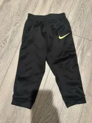 アメリカ購入 ベイビー NIKE ドライフィット トレーニングパンツ