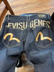EVISU ズボン ジーンのサムネイル