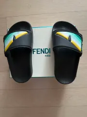 フェンディ キッズ スリッパ 27/28 サイズのサムネイル