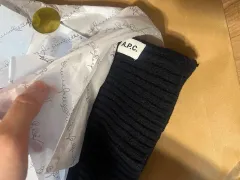 未使用新品 A.P.C. (アー・ペー・セー) Billlie (ビリー) ウールカシミア マフラーのサムネイル