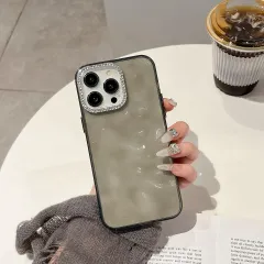 iPhone 16Pro 用 ケース キラキラ 水の波紋模様 3D 立体 凸凹 クリア 韓国 かわいい ダイヤフレーム 人気スマホケース おしゃれ シンプル いphoneケース ギャル アイフォンケース ストラップホール付き