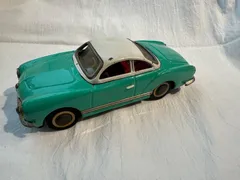 レトロ ミニカー ブリキ風 クラシックカー グリーン 全長約25cm ビンテージ 車 おもちゃ Vintage Classic Car Tin Toy Style Green Model Car approx. 25cmのサムネイル