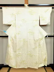 207B【アンティーク着物】付け下げ 綸子 流水地紋 遠山 草木文様 クリーム色系 正絹？？のサムネイル
