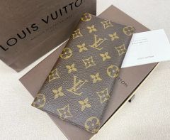 ルイ・ヴィトンVUITTON限定モノグラム インスタ映え◎時計アクセ置きに