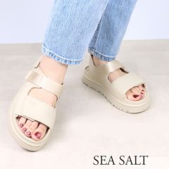 f*e様 UGG アグ GoldenGlow Sandal 厚底 サンダル カー - メルカリ