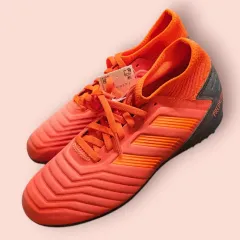 アディダスキッズ サッカーシューズ プレデター 19 3 TF us4 韓国国内 225mm