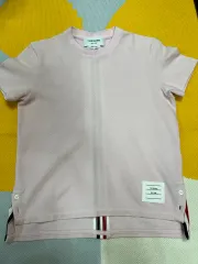 トム・ブラウン 正規品 レディース 白 3本線 半袖Tシャツ ほぼ新品 出品 カラー 淡いピンクのサムネイル