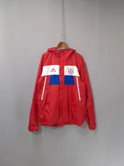 アディダス レッド WHO アウター