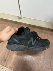 260 ニューバランス 990v4 トリプルブラック