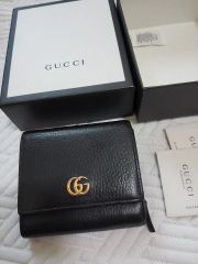 美品》 Gucci ブラック 二つ折り財布 グッチ GGマーモント レザー 