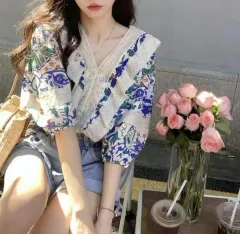 新品 ラブリー フラワー ブラウス