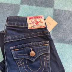 24 トゥルーレリジョン ジョイ(JOEY) ブーツカット デニム