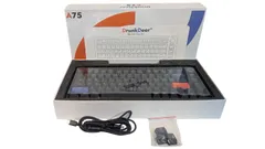DrunkDeer A75 ラピッドトリガー 磁気スイッチ RGB 有線キーボードのサムネイル