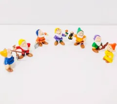 レトロ#1507 ディズニー 白雪姫 ドイツ bullyland 七人のこびと ゴー