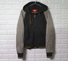 ナイキ アウター ジャケット 出品