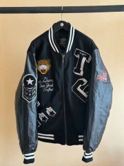TREASURE B.O.M.B スタジャン Mサイズ 2回着用 トレジャー - メルカリ